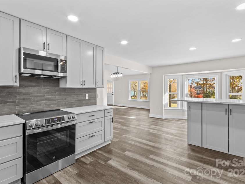 497 Canvasback Road, Mooresville, NC 28117.  MLS# CAR4322713, YatesRealty ID 25439. 