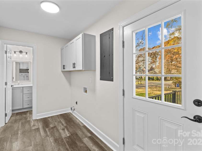 497 Canvasback Road, Mooresville, NC 28117.  MLS# CAR4322713, YatesRealty ID 25439. 