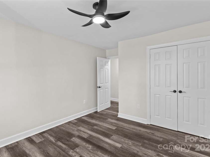 497 Canvasback Road, Mooresville, NC 28117.  MLS# CAR4322713, YatesRealty ID 25439. 