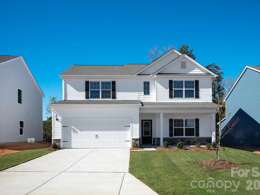 3513 Saddlebred Drive, Gastonia, NC 28052.  MLS# CAR4324592, YatesRealty ID 2544. 