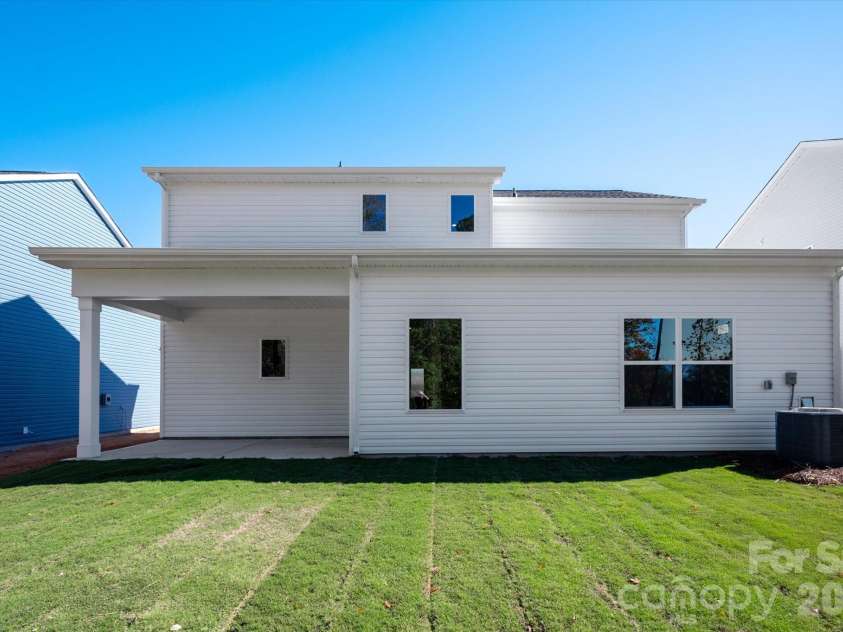 3513 Saddlebred Drive, Gastonia, NC 28052.  MLS# CAR4324592, YatesRealty ID 2544. 