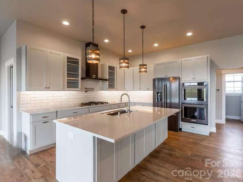 5743 Lake Pointe Drive, Granite Falls, NC 28630.  MLS# CAR4337914, YatesRealty ID 2544. 