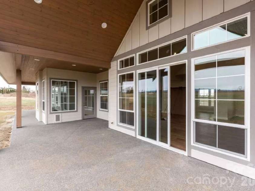 5743 Lake Pointe Drive, Granite Falls, NC 28630.  MLS# CAR4337914, YatesRealty ID 2544. 