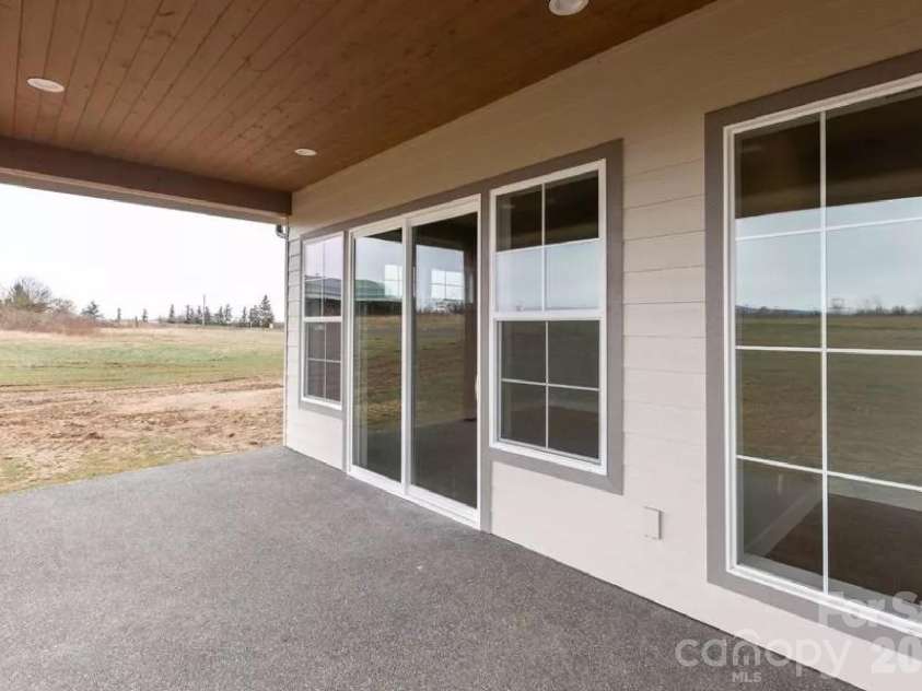 5743 Lake Pointe Drive, Granite Falls, NC 28630.  MLS# CAR4337914, YatesRealty ID 2544. 