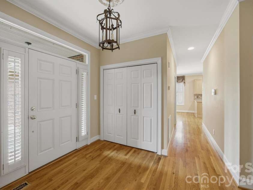 100 Crosscreek Drive, Morganton, NC 28655.  MLS# CAR4341233, YatesRealty ID 25440. 
