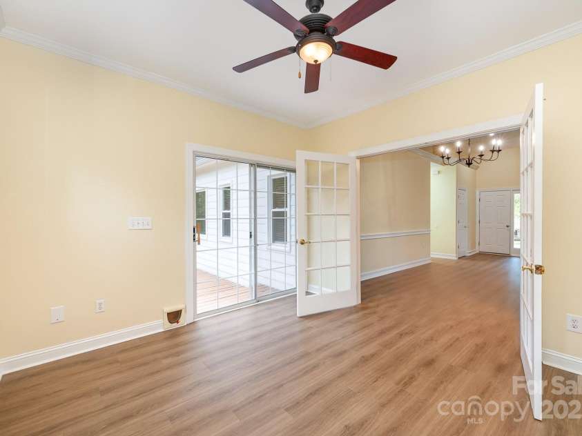 975 Pine Knoll Road, Fort Mill, SC 29715.  MLS# CAR4274032, YatesRealty ID 25440. Direct access to the oversized deck from the sunroom