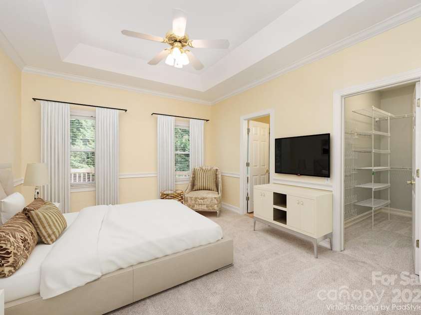 975 Pine Knoll Road, Fort Mill, SC 29715.  MLS# CAR4274032, YatesRealty ID 25440. Relax and unwind in the primary suite. Virtually staged.