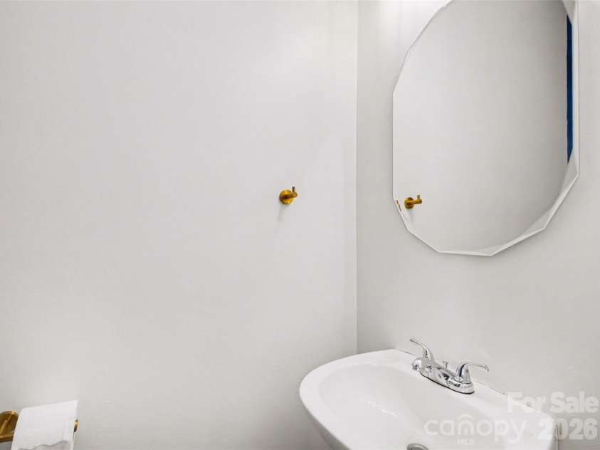 12346 Carrigan Court, Huntersville, NC 28078.  MLS# CAR4371625, YatesRealty ID 25442. 