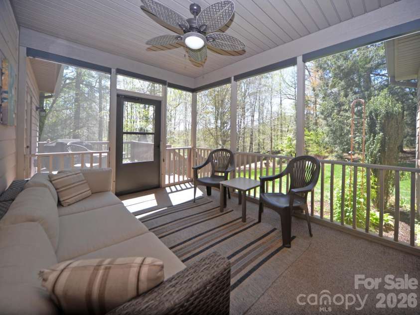 95 Creeks Edge Drive, Hendersonville, NC 28739.  MLS# CAR4369844, YatesRealty ID 25443. 