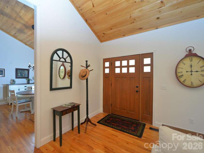 95 Creeks Edge Drive, Hendersonville, NC 28739.  MLS# CAR4369844, YatesRealty ID 25443. 