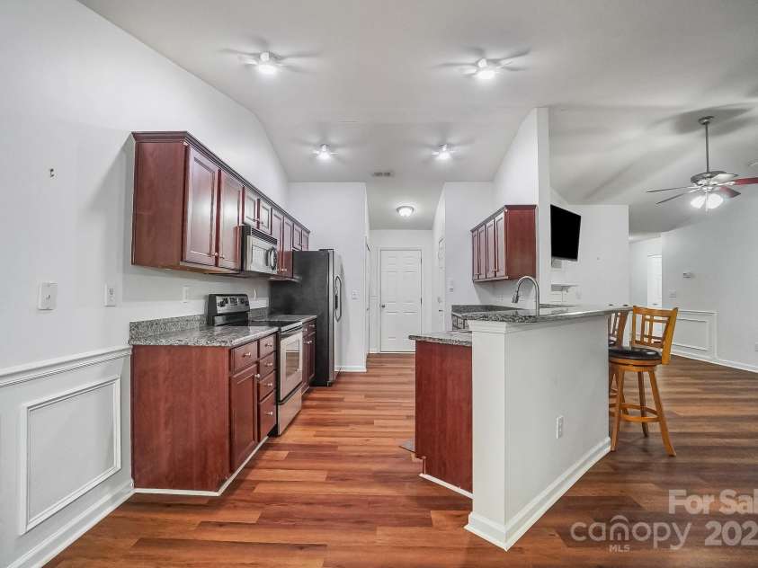 1863 New Castle Drive, Fort Mill, SC 29707.  MLS# CAR4249811, YatesRealty ID 25444. 