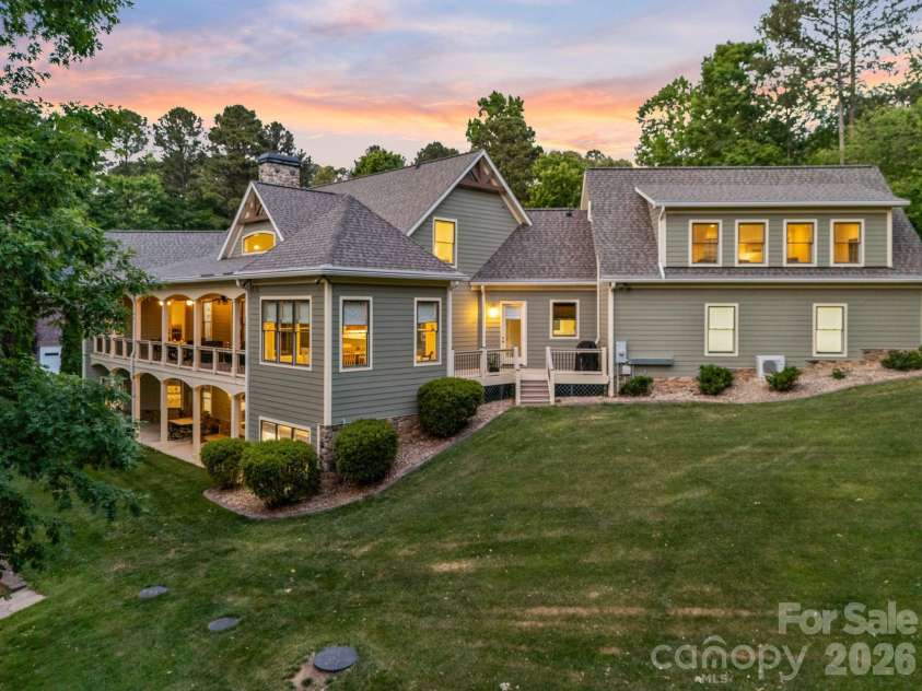 2243 Whiterock Court, Sherrills Ford, NC 28673.  MLS# CAR4381207, YatesRealty ID 25444. 