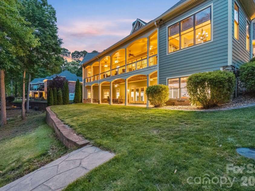 2243 Whiterock Court, Sherrills Ford, NC 28673.  MLS# CAR4381207, YatesRealty ID 25444. 