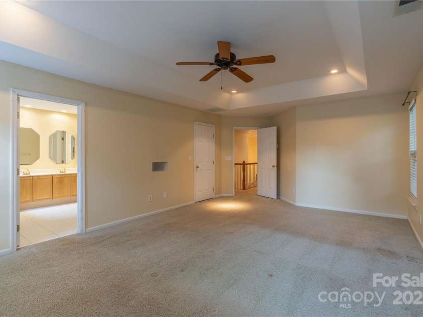 117 Biscayne Court, Mooresville, NC 28117.  MLS# CAR4213065, YatesRealty ID 25445. 