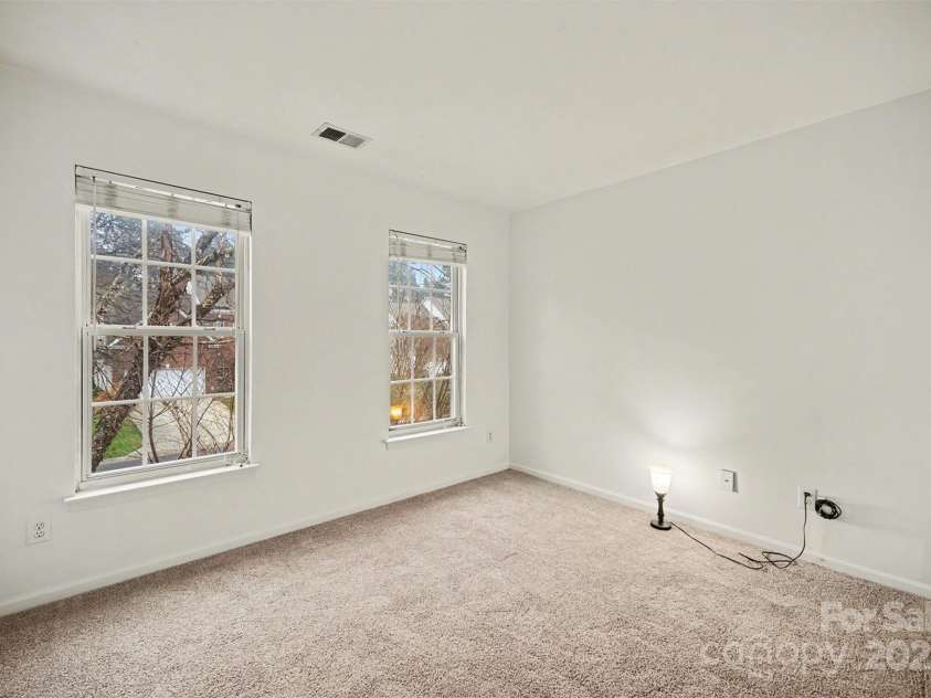 117 Biscayne Court, Mooresville, NC 28117.  MLS# CAR4332326, YatesRealty ID 25445. 