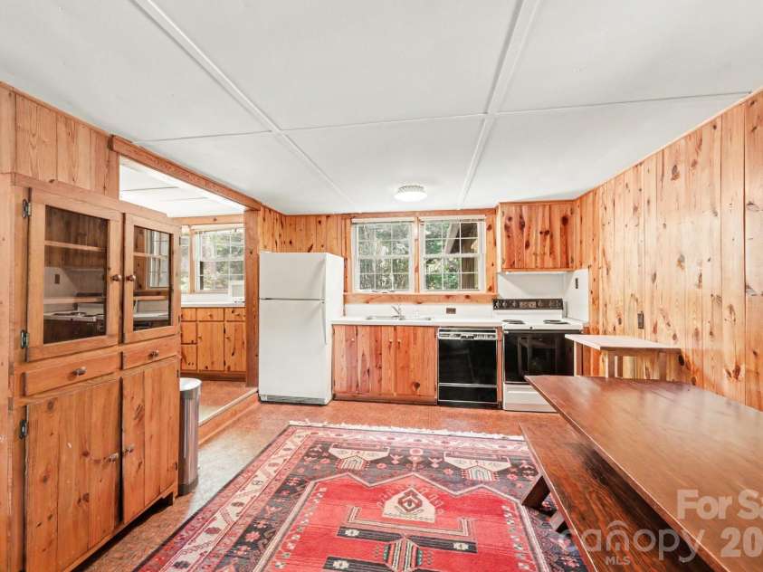1589 Warf Road, Lexington, NC 27292.  MLS# CAR4384285, YatesRealty ID 25445. 