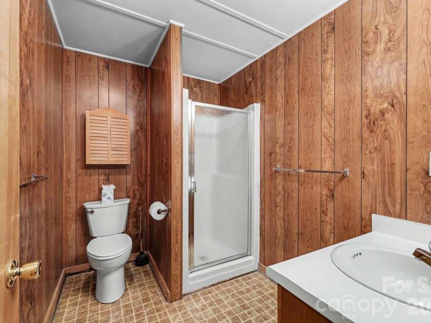 1589 Warf Road, Lexington, NC 27292.  MLS# CAR4384285, YatesRealty ID 25445. 