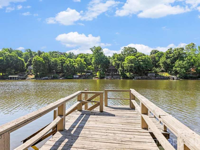 1589 Warf Road, Lexington, NC 27292.  MLS# CAR4384285, YatesRealty ID 25445. 