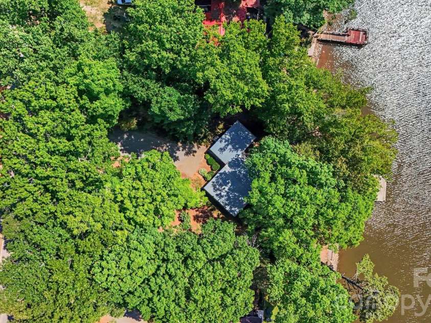 1589 Warf Road, Lexington, NC 27292.  MLS# CAR4384285, YatesRealty ID 25445. 