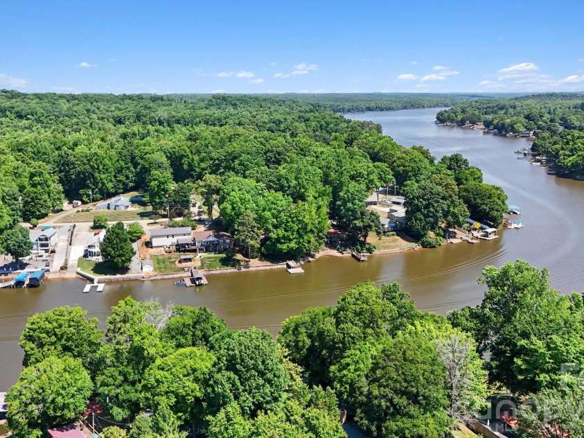 1589 Warf Road, Lexington, NC 27292.  MLS# CAR4384285, YatesRealty ID 25445. 