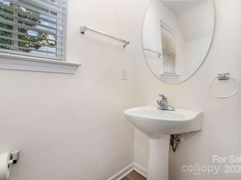 17729 Trolley Crossing Way, Cornelius, NC 28031.  MLS# CAR4274765, YatesRealty ID 25448. Half Bathroom