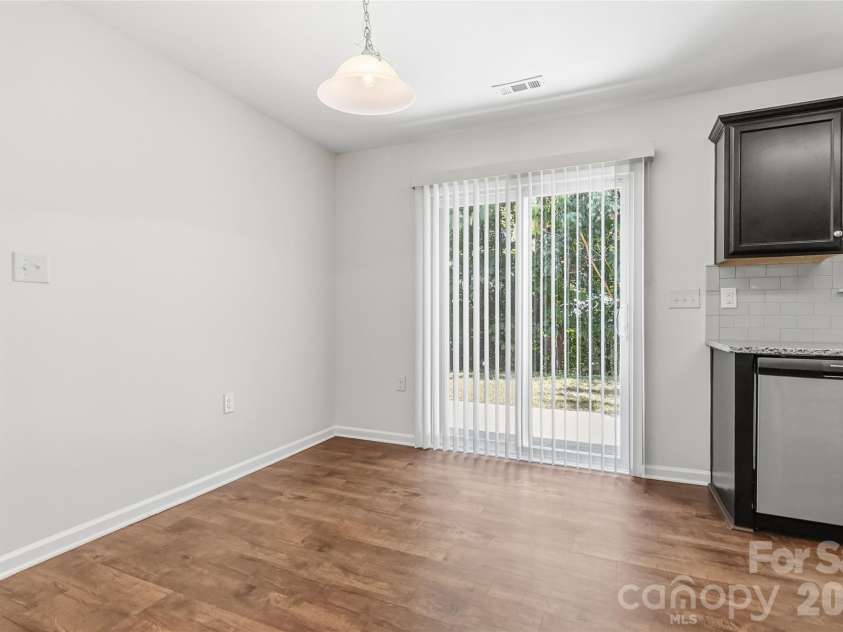 4148 Long Arrow Drive, Concord, NC 28025.  MLS# CAR4384354, YatesRealty ID 25448. Dining Area