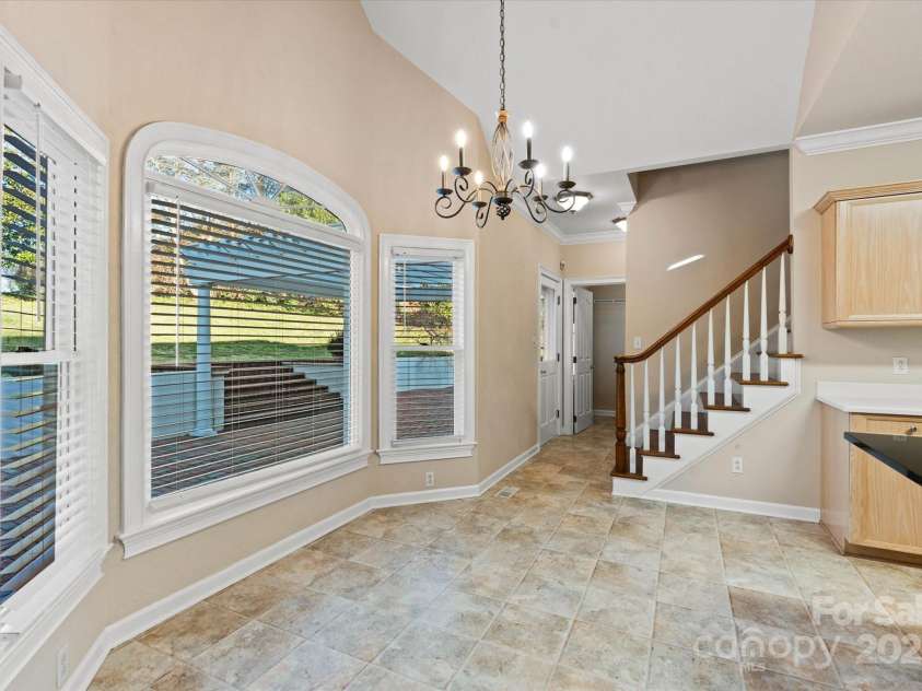 430 43rd Avenue, Hickory, NC 28601.  MLS# CAR4212266, YatesRealty ID 2545. 