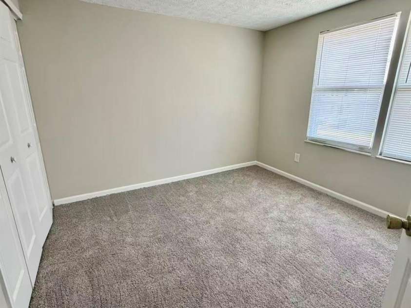 9632 Vinca Circle, Charlotte, NC 28213.  MLS# CAR4360960, YatesRealty ID 25450. 