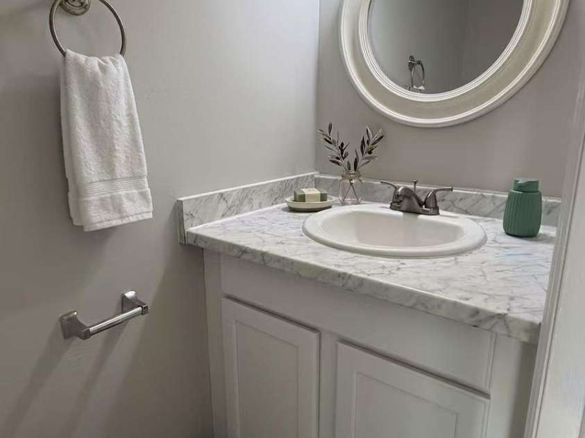 9632 Vinca Circle, Charlotte, NC 28213.  MLS# CAR4360960, YatesRealty ID 25450. 