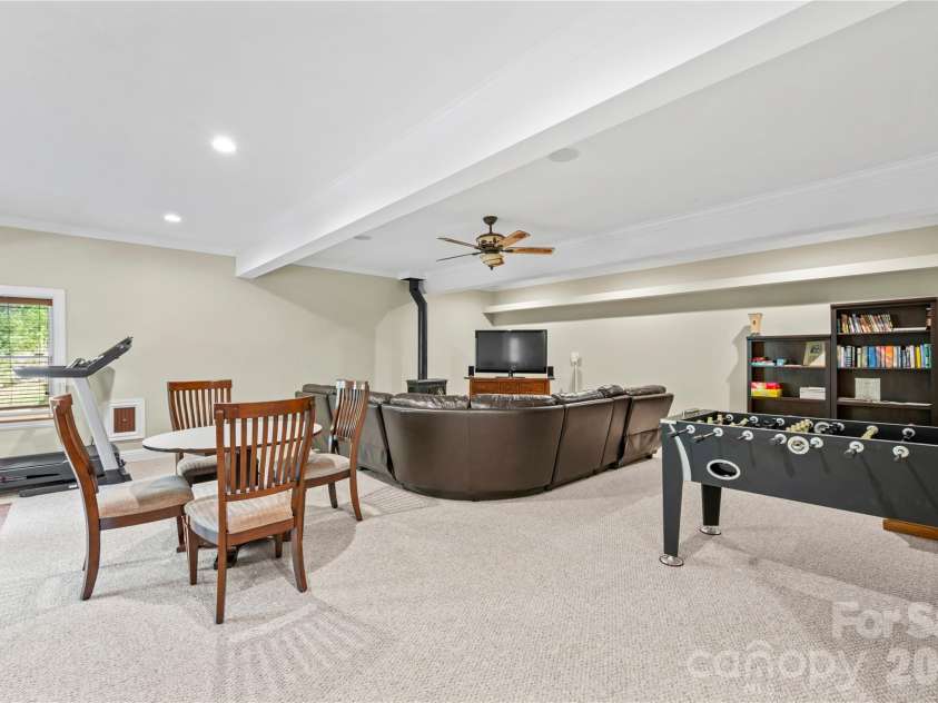 128 Churchill Downs Drive, Fairview, NC 28730.  MLS# CAR4373118, YatesRealty ID 25451. 