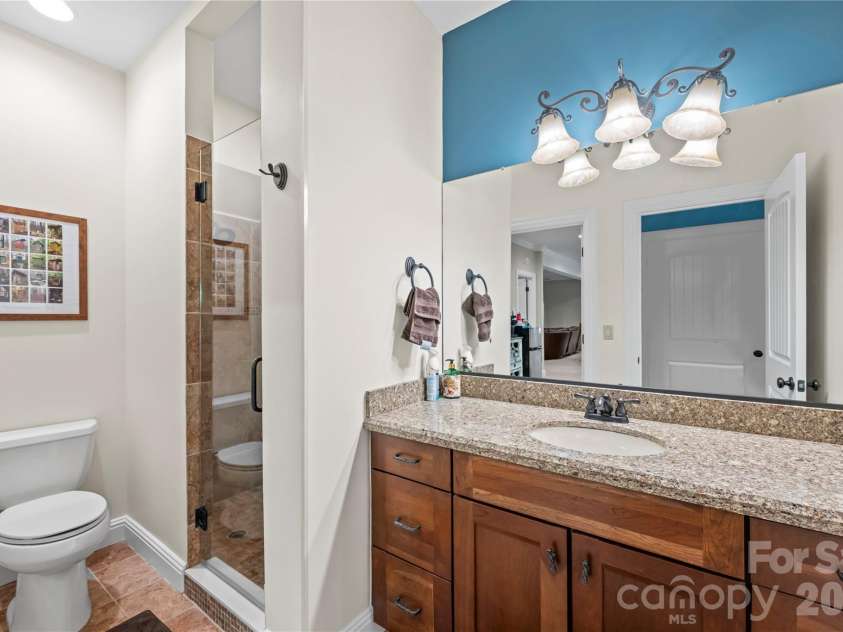 128 Churchill Downs Drive, Fairview, NC 28730.  MLS# CAR4373118, YatesRealty ID 25451. 