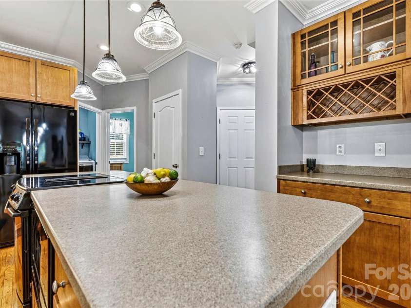 1606 High Ridge Drive, Stanley, NC 28164.  MLS# CAR4341485, YatesRealty ID 25452. 