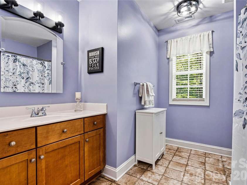 1606 High Ridge Drive, Stanley, NC 28164.  MLS# CAR4341485, YatesRealty ID 25452. 