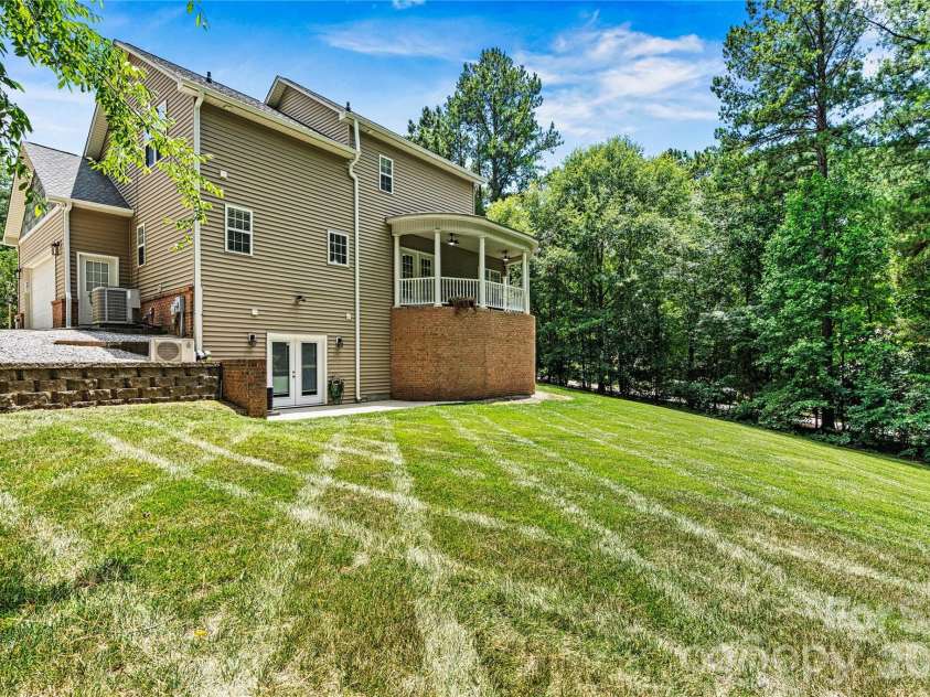 1606 High Ridge Drive, Stanley, NC 28164.  MLS# CAR4341485, YatesRealty ID 25452. 
