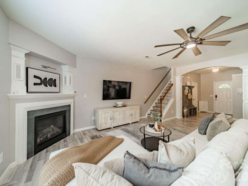12922 Rothe House Road, Charlotte, NC 28273.  MLS# CAR4384409, YatesRealty ID 25453. 