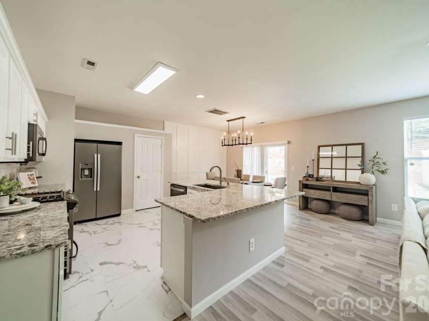 12922 Rothe House Road, Charlotte, NC 28273.  MLS# CAR4384409, YatesRealty ID 25453. 