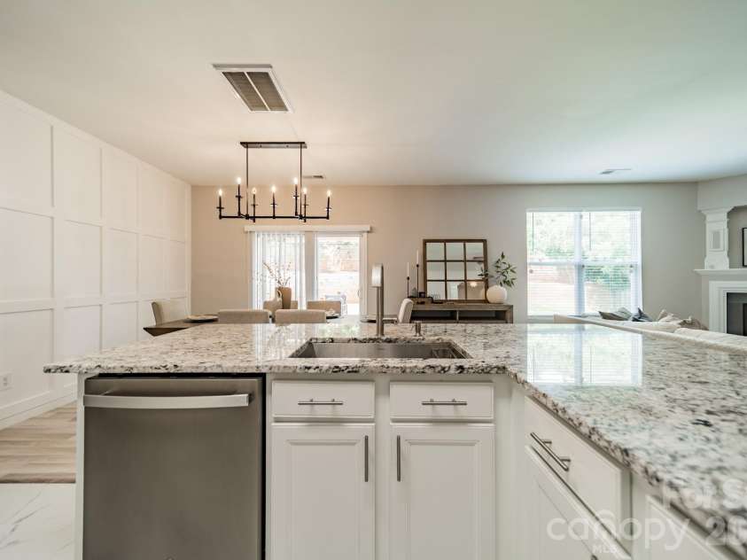 12922 Rothe House Road, Charlotte, NC 28273.  MLS# CAR4384409, YatesRealty ID 25453. 