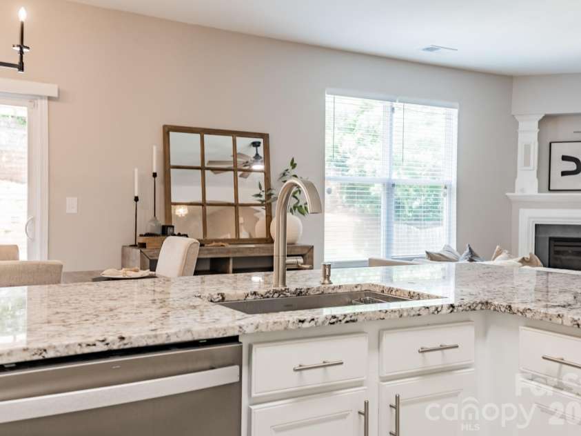 12922 Rothe House Road, Charlotte, NC 28273.  MLS# CAR4384409, YatesRealty ID 25453. 