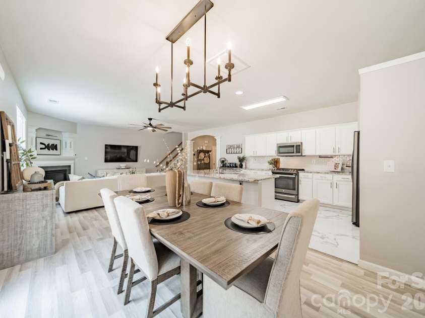 12922 Rothe House Road, Charlotte, NC 28273.  MLS# CAR4384409, YatesRealty ID 25453. 