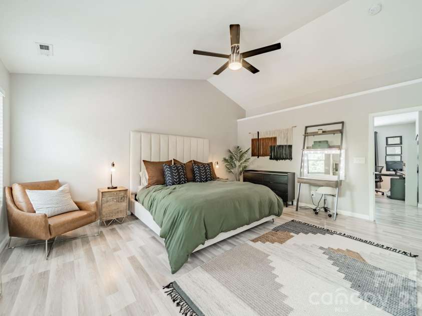 12922 Rothe House Road, Charlotte, NC 28273.  MLS# CAR4384409, YatesRealty ID 25453. 