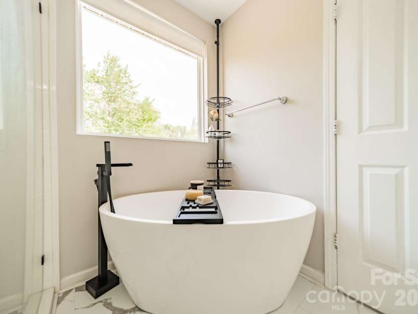 12922 Rothe House Road, Charlotte, NC 28273.  MLS# CAR4384409, YatesRealty ID 25453. 