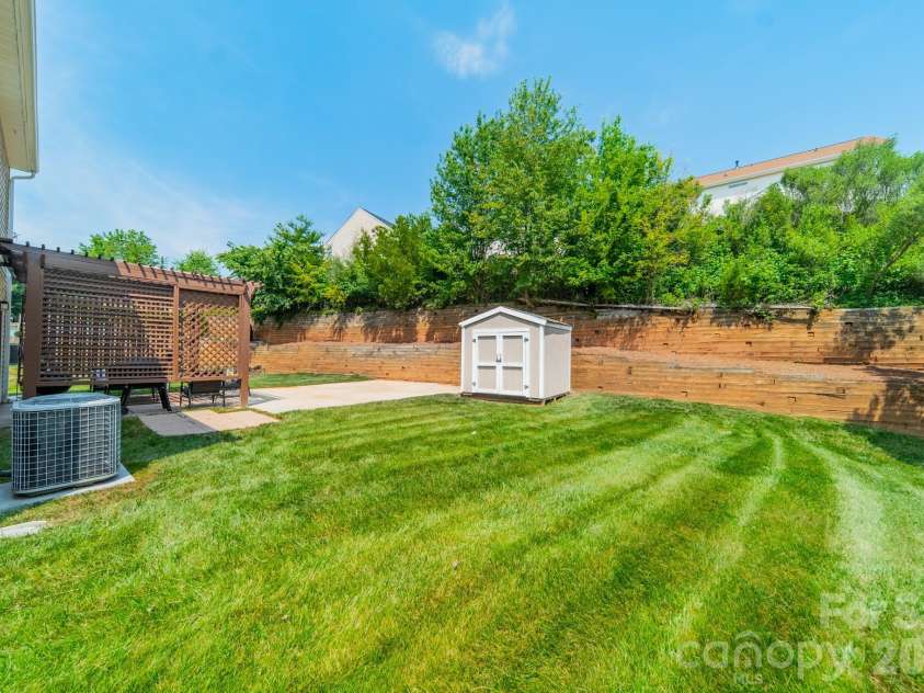 12922 Rothe House Road, Charlotte, NC 28273.  MLS# CAR4384409, YatesRealty ID 25453. 