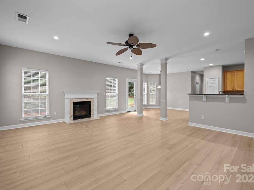 1504 Jekyll Lane, Waxhaw, NC 28173.  MLS# CAR4277908, YatesRealty ID 25455. New flooring and paint throughout