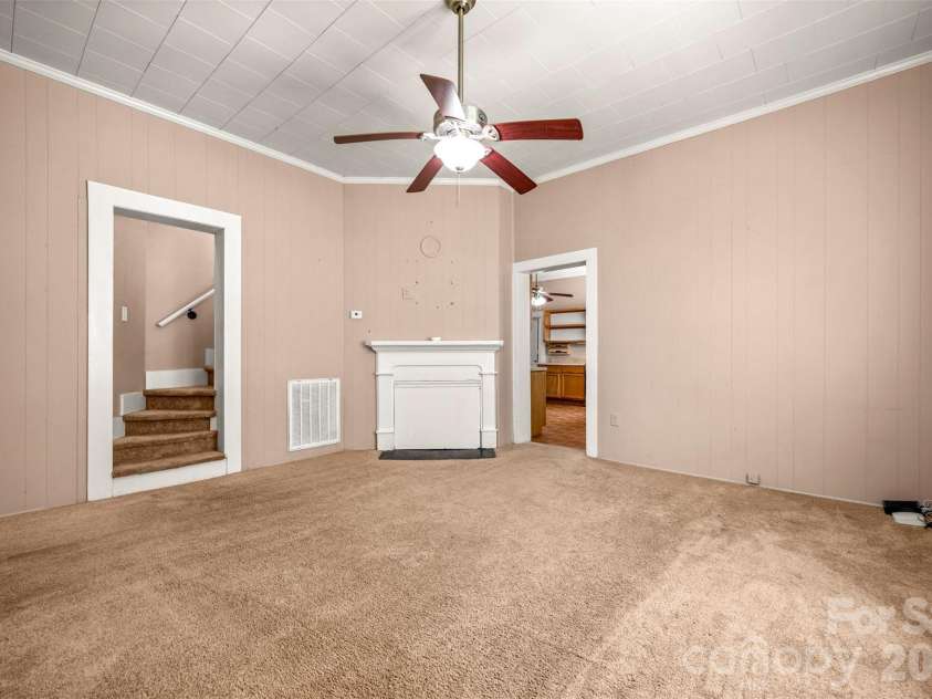 288 Middle Street, Ellenboro, NC 28040.  MLS# CAR4382612, YatesRealty ID 25455. 