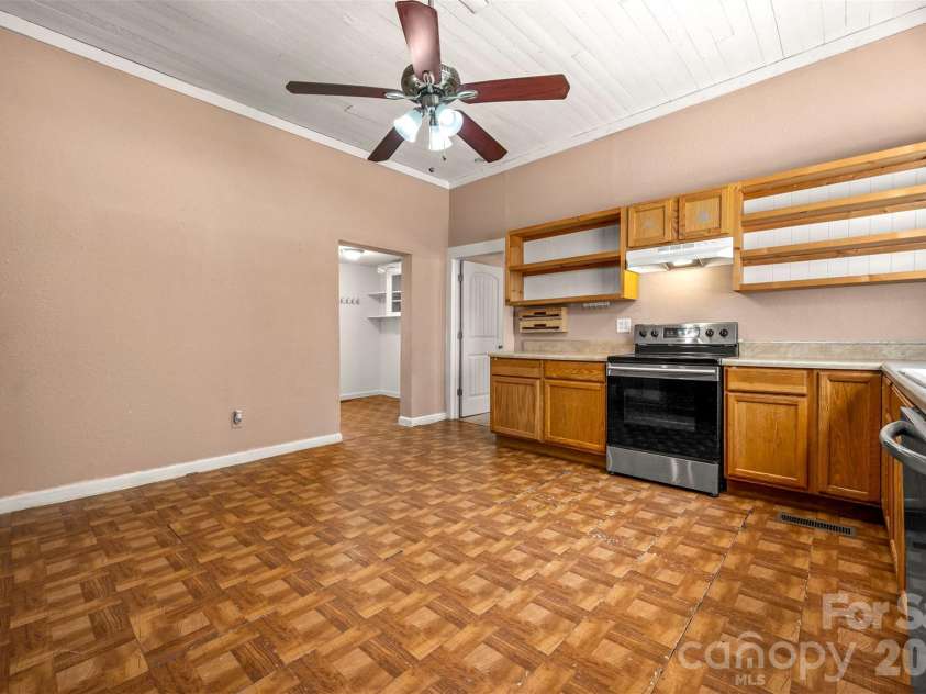 288 Middle Street, Ellenboro, NC 28040.  MLS# CAR4382612, YatesRealty ID 25455. 