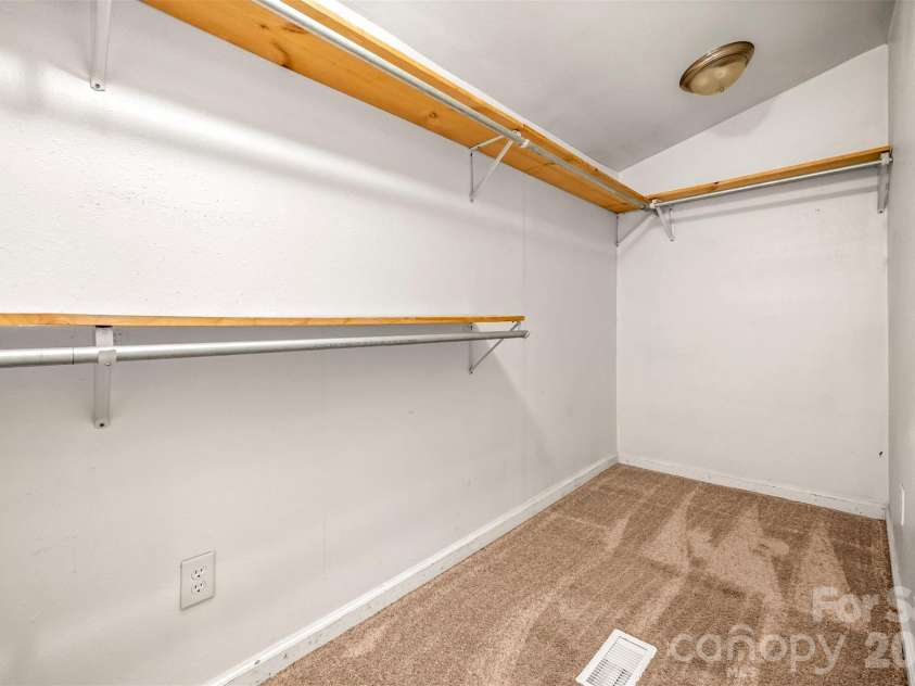 288 Middle Street, Ellenboro, NC 28040.  MLS# CAR4382612, YatesRealty ID 25455. 