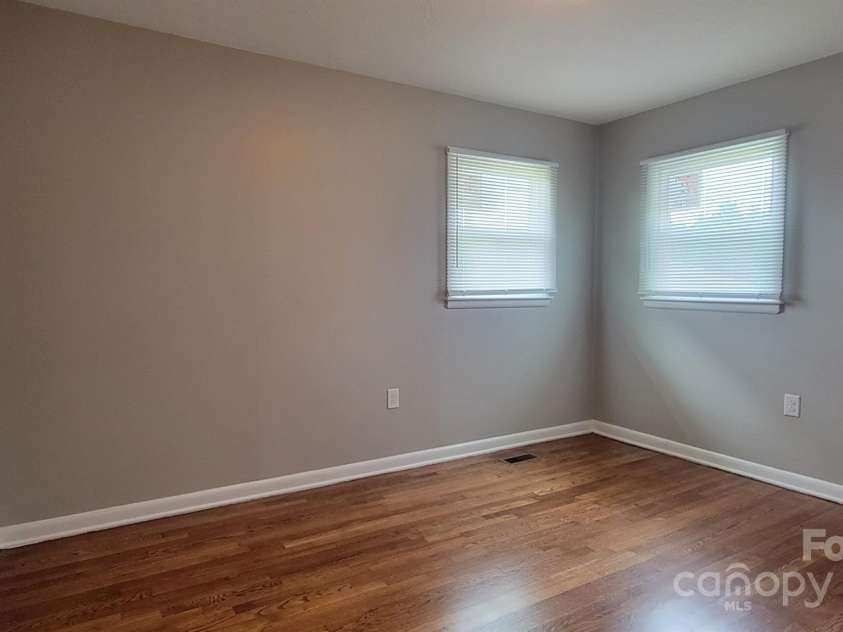 2109 Boggs Street, Lincolnton, NC 28092.  MLS# CAR4249973, YatesRealty ID 25456. BR1