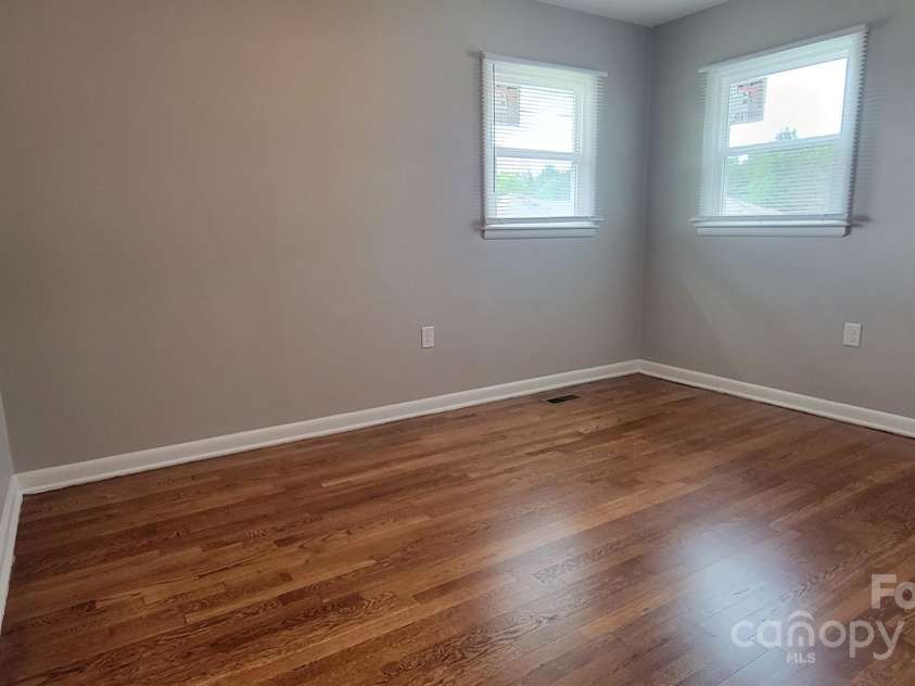 2109 Boggs Street, Lincolnton, NC 28092.  MLS# CAR4249973, YatesRealty ID 25456. BR1