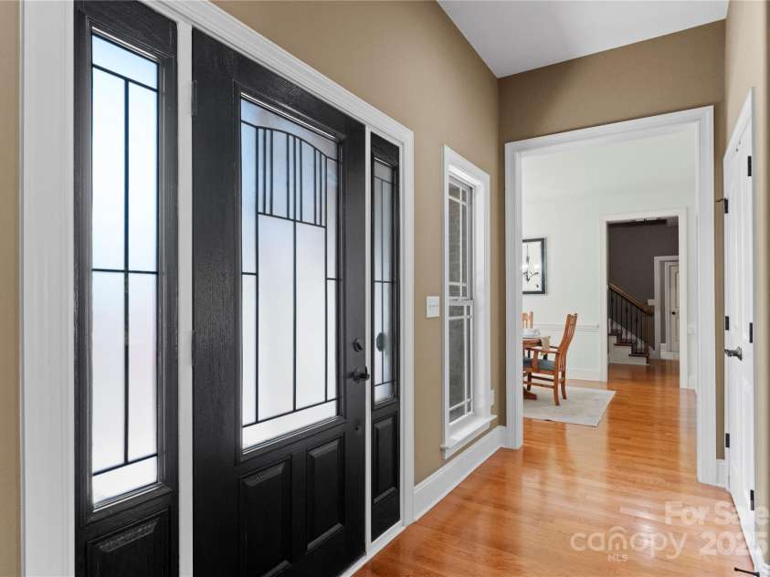 860 Arrow Point Lane, Davidson, NC 28036.  MLS# CAR4313014, YatesRealty ID 25458. 