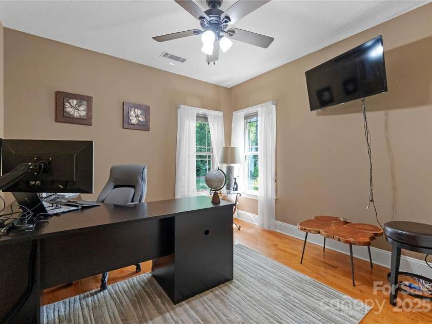 860 Arrow Point Lane, Davidson, NC 28036.  MLS# CAR4313014, YatesRealty ID 25458. 